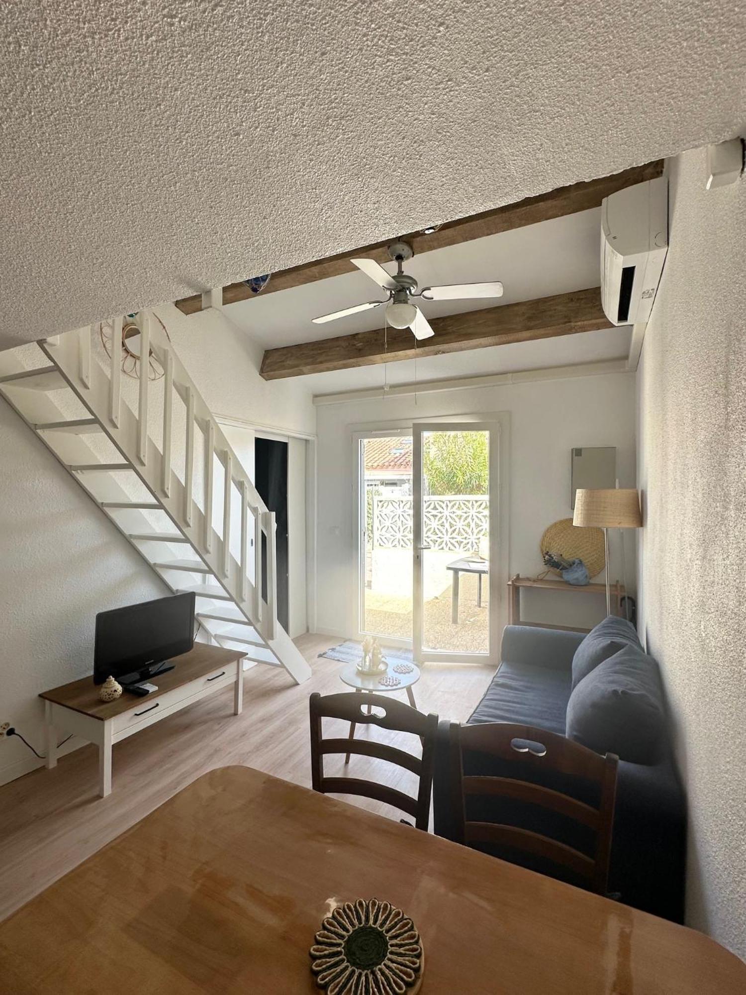 Holiday home Maisonnette Bord De Lagune Et St Cyprien
